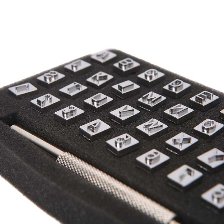 Matoirs cuir lettres alphabet 6 mm