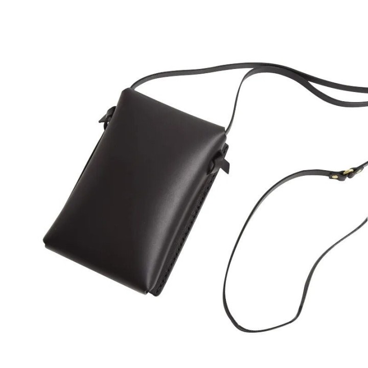 Patron saccoche cuir