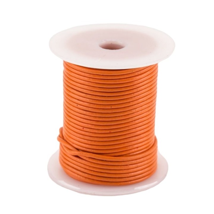 Bobine de 25m de lacet de cuir de buffle rond de 2 mm de diamètre et de couleur orange.